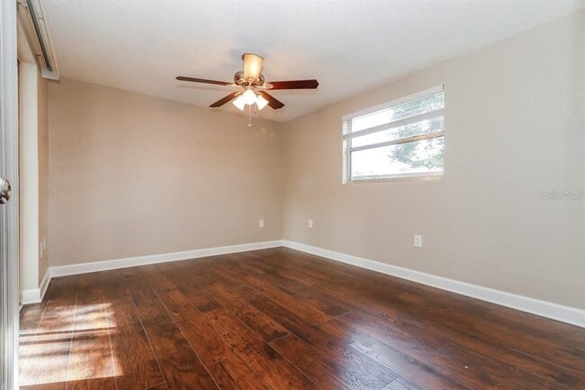 Photo - 4929 Amherst Ct