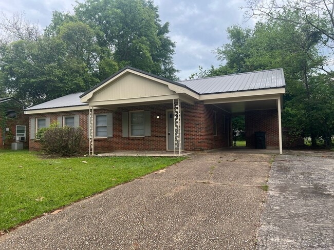 Photo - 3 bedroom 1 bathroom single level home