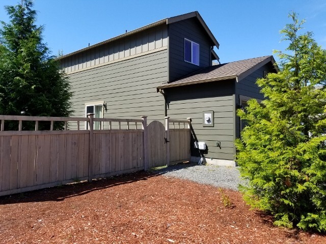 Photo - Hawks Prarie 2 Bedroom Home