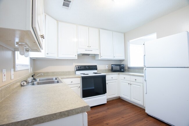 Photo - Taleeda 479-481 Unit 481