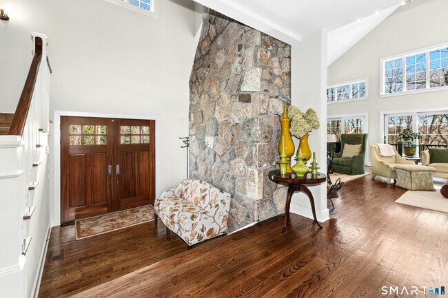 9 Dancing Bear Rd