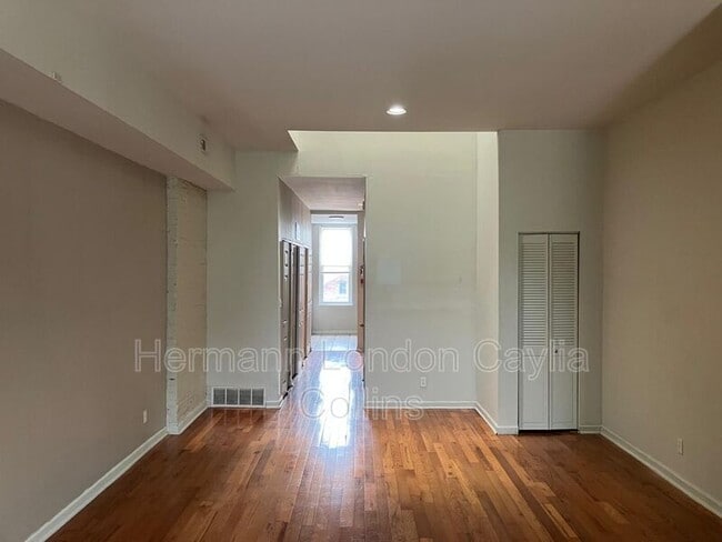 Photo - 1708 S Tucker Blvd