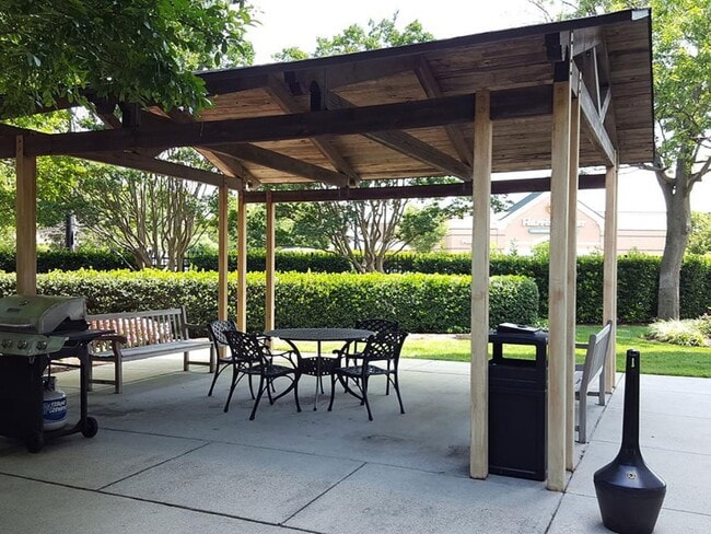 Photo - John Knox Towers - SENIOR COMMUNITY