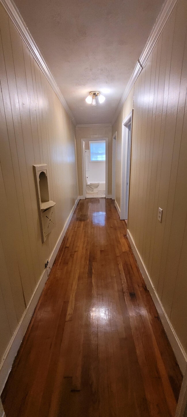 Photo - 421 E Ridgeway St