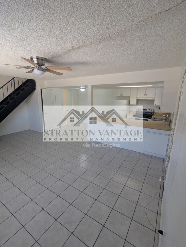 Photo - 545 W 16th Ave