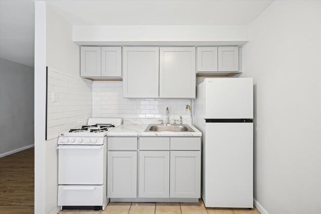 Photo - 7131 Marshall Rd Unit B9