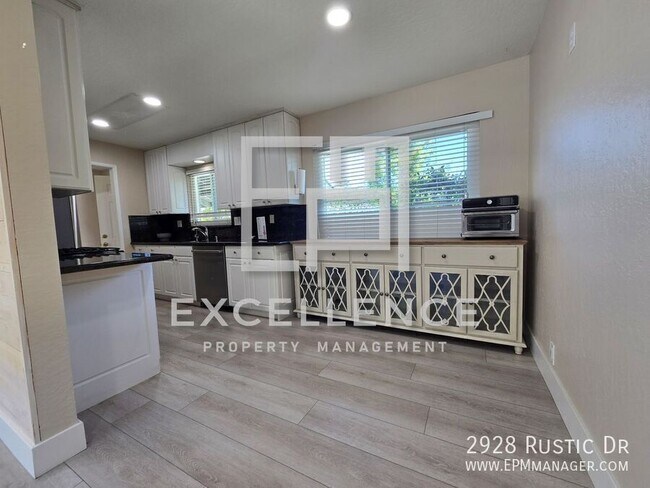 Photo - 2928 Rustic Dr