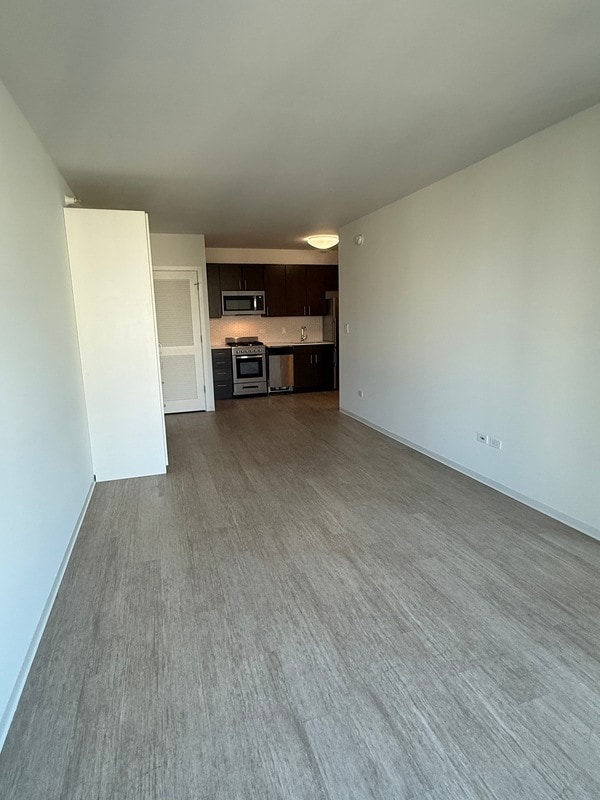 Photo - 152 W Superior St