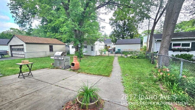 Photo - 2817 Idaho Ave S