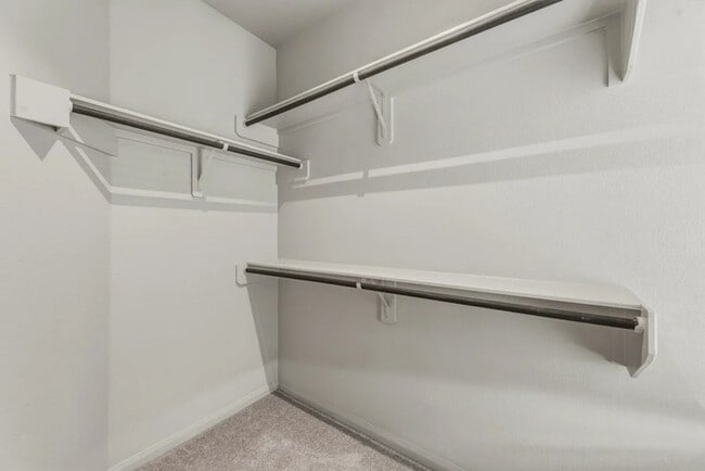 Stunning 3 bed 2.5 bath Modern Townhouse