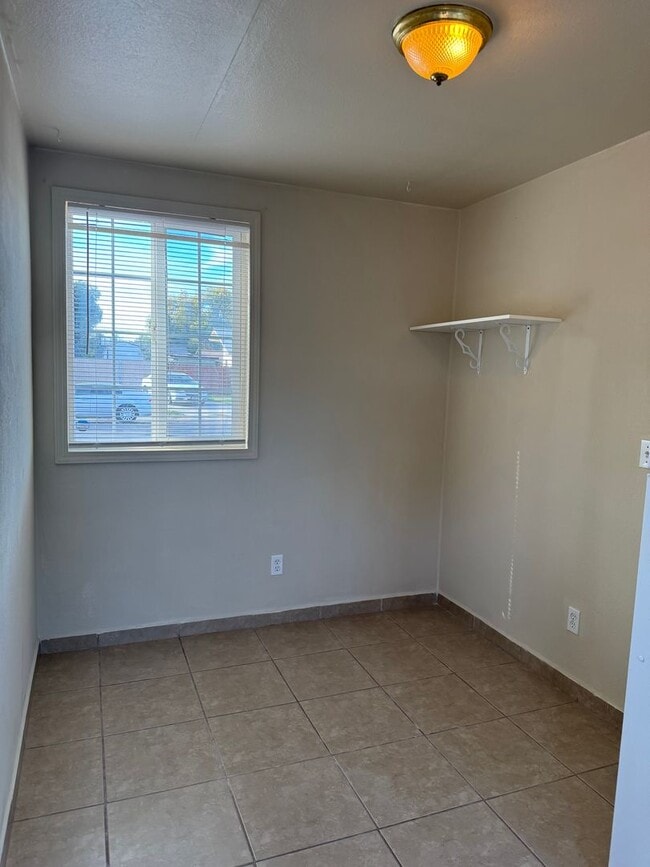 Photo - Welcome to this charming 1-bedroom, 1-bath... Casa