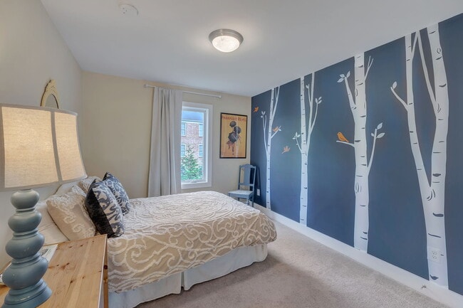 121 Penick Ct