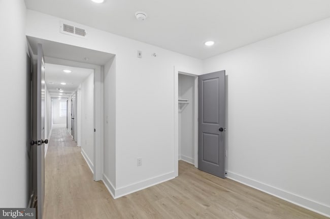 Photo - 630 W Cumberland St Unit 2