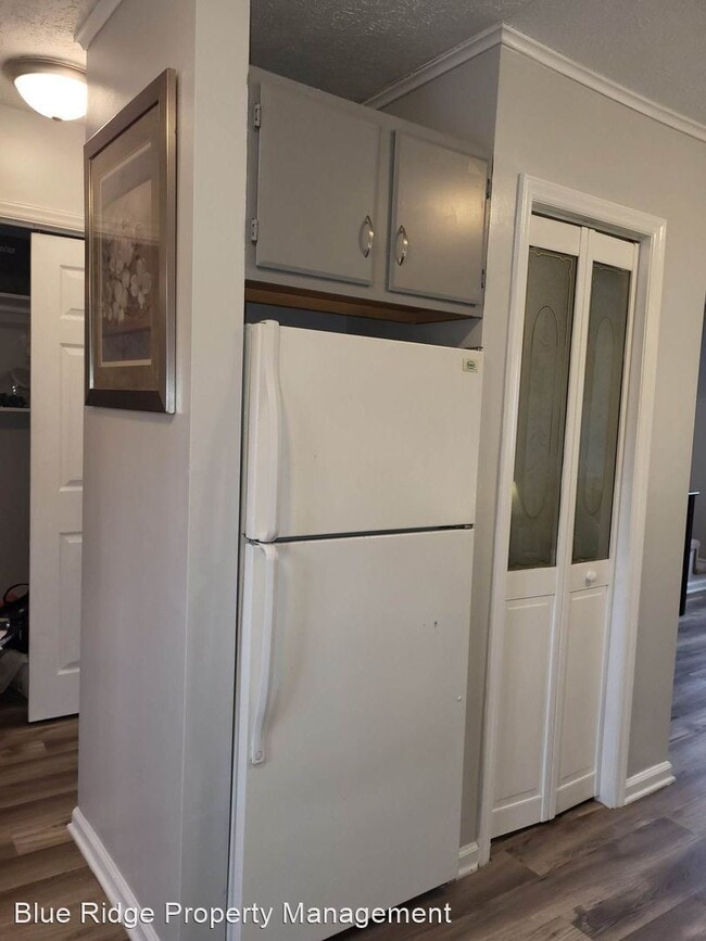 Photo - 2 br, 1.5 bath House - 104 Autumn Creek Lane