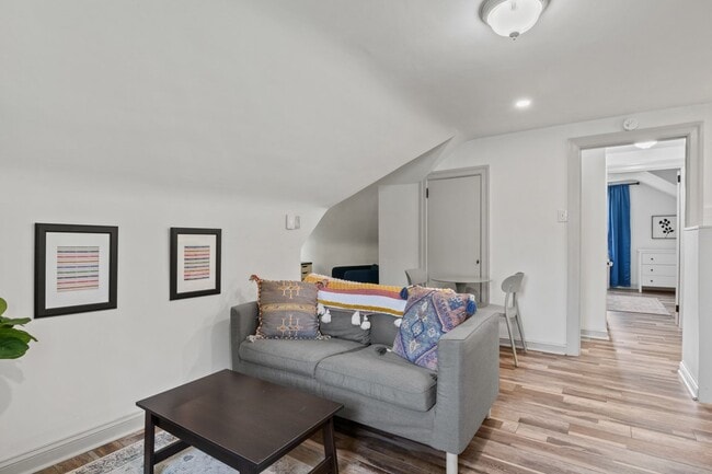 Photo - 3434 E Orvilla Rd