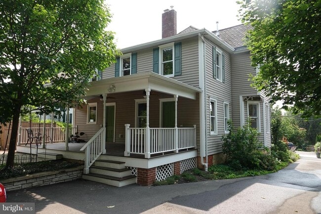 Photo - 36 Hart Ave
