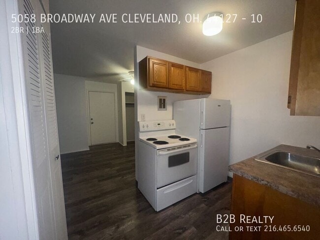 Photo - 5058 Broadway Ave Unidad 10