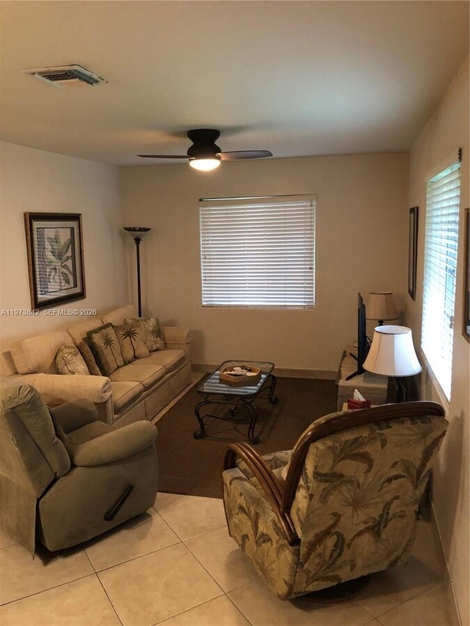 Photo - 1637 Fletcher St Unit A