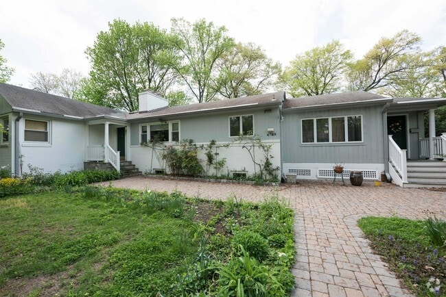Building Photo - 6789 Little Falls Rd Rental
