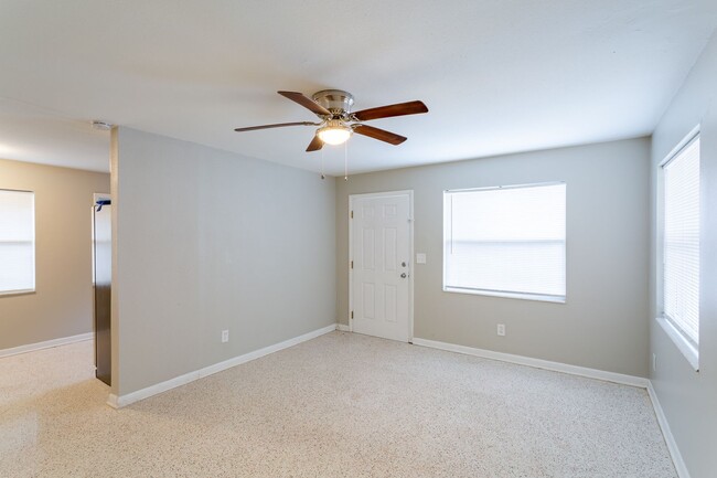 Photo - Wonderfully located 1/1 Duplex - No washer/dryer