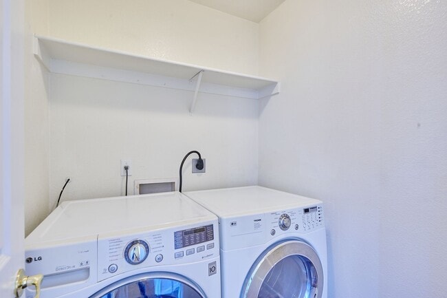 Photo - N Drew St Unit 414 N Drew Street
