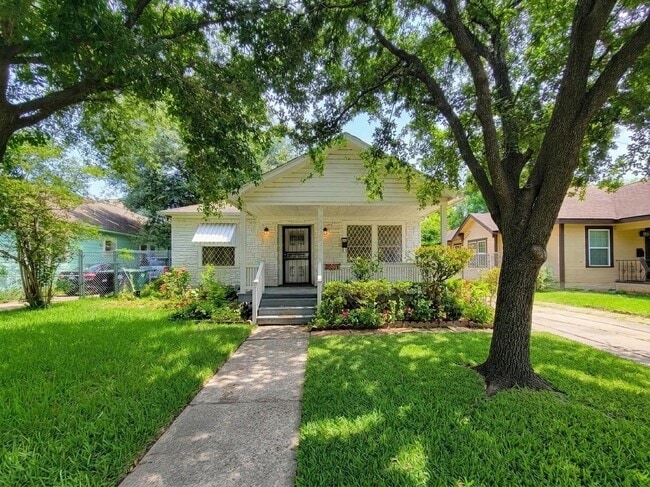 Building Photo - 2816 Elser St