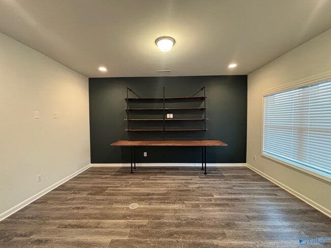 Photo - 212 Oracle Cir