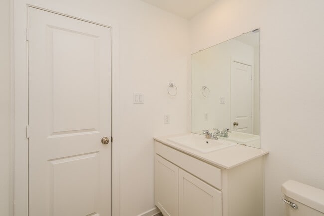 Photo - 7907 Meadow Cranesbill Ln