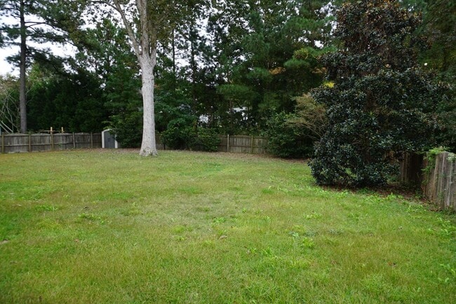 Photo - 3 Bedroom 2.5 Bathroom with a Bonus Room located in Creeks Edge Subdivision in Sneads Ferry!