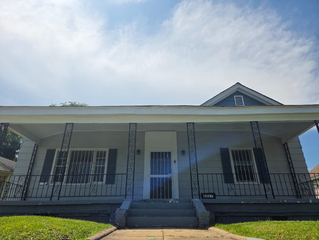 Building Photo - 2027 Jeff Davis St Rental