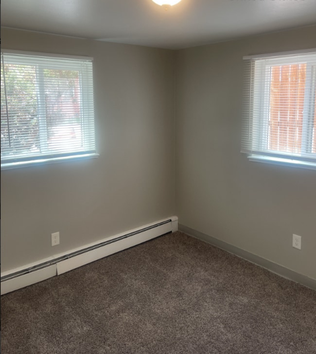 Photo - 2 Bedroom 1 Bathroom Westminster Quadplex - Lower unit Unidad 7117