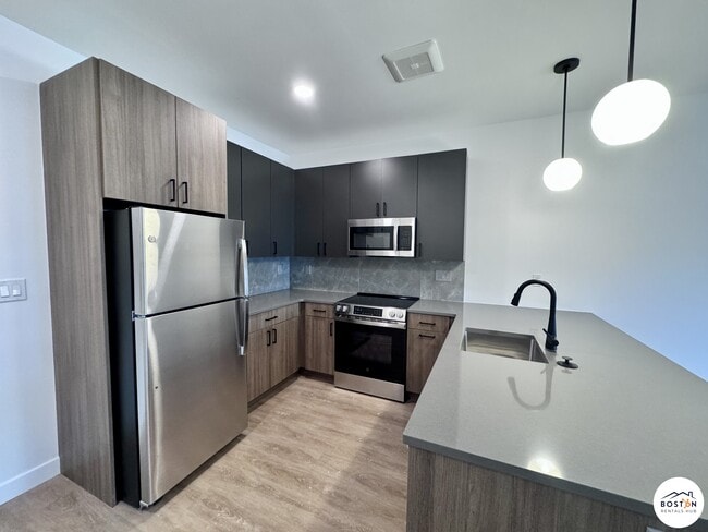 Photo - 197 Gardner St Unidad 114