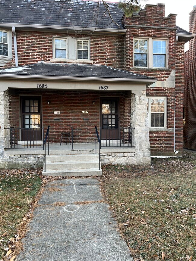 Photo - 1687 King Ave