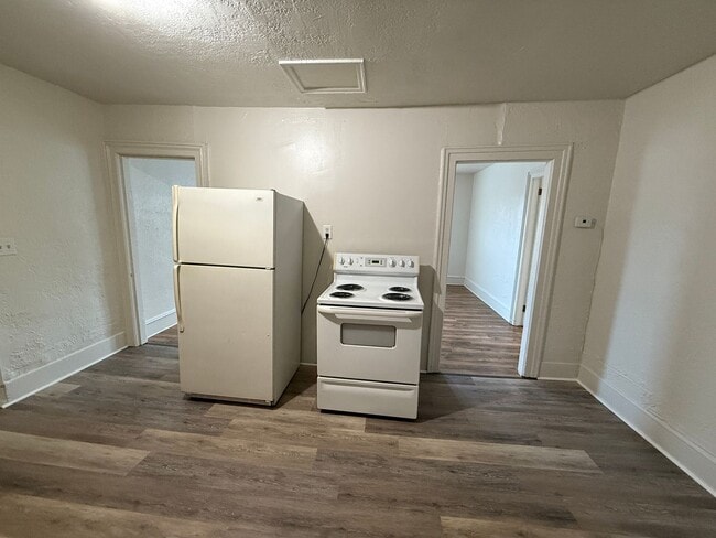 Photo - 719 W Ganson St Unit Upper