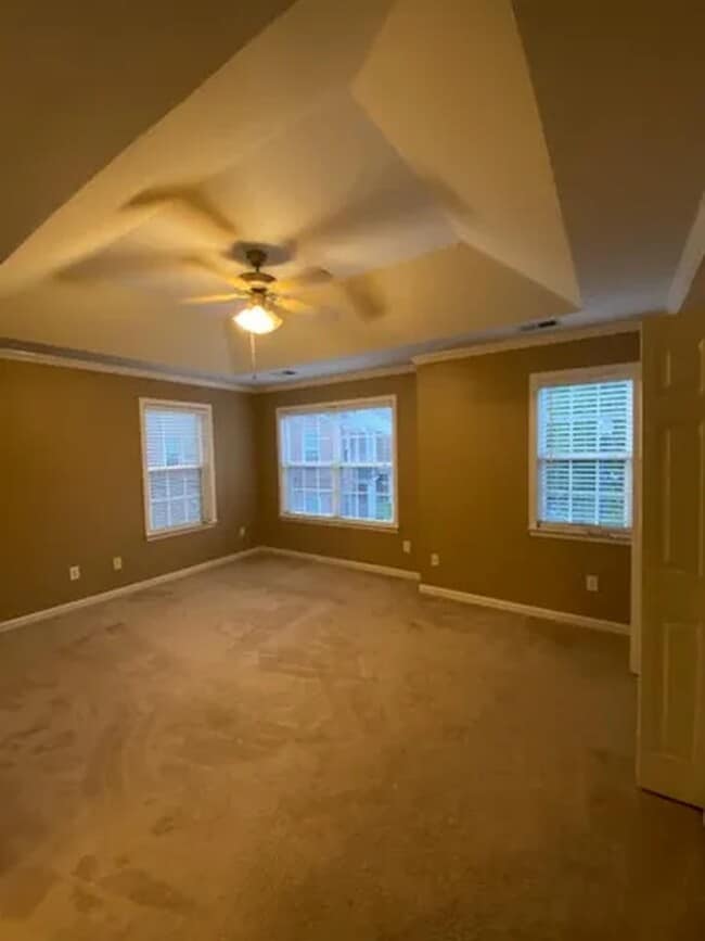 Photo - 1714 Heights Cir NW