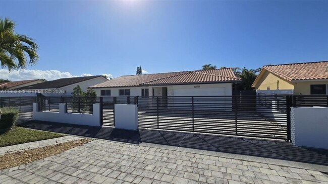 Photo - 13340 SW 23rd St