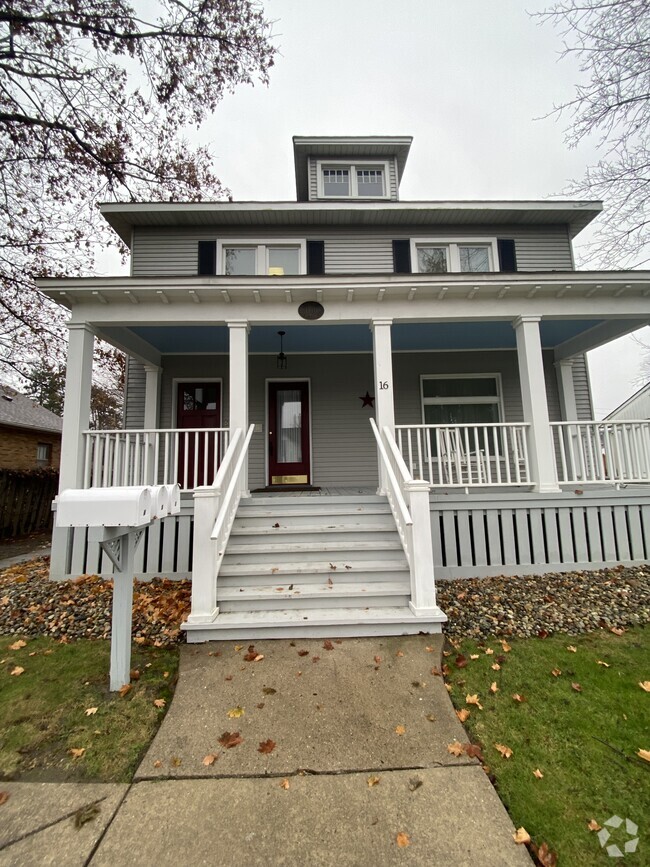 Building Photo - 16 3rd St Unit A Rental