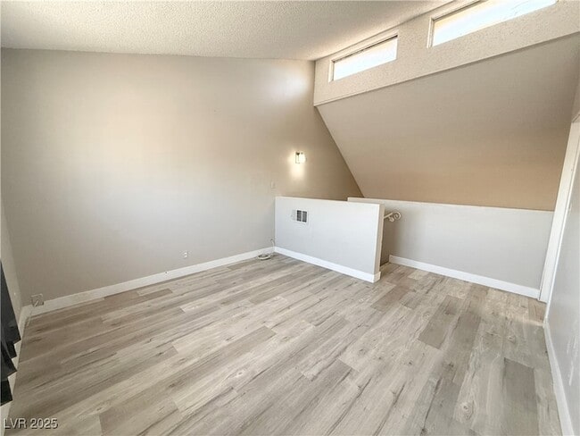 Photo - 5187 Garden Ln Unidad A