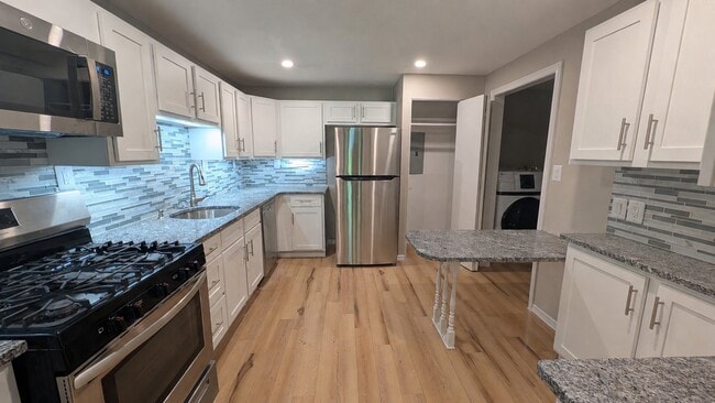Photo - 48 Avonwood Rd