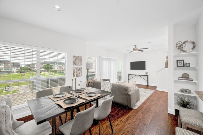 Townhomes at Lake Park general photo