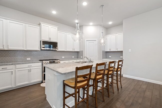 Photo - 27022 Brighton Valley Way