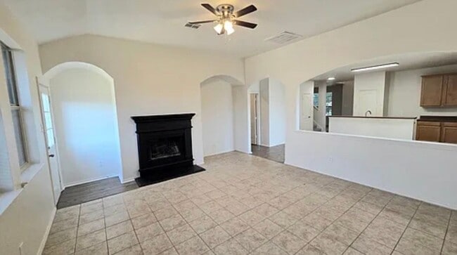 Photo - 1846 Reynolds St