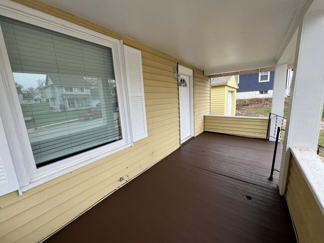 Photo - Fully Remodeled 2 Bedroom House!