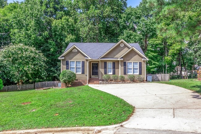 Photo - Charming 3 Bedroom Home