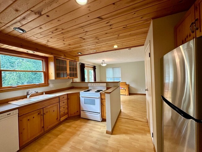 Photo - 2813 Erie St