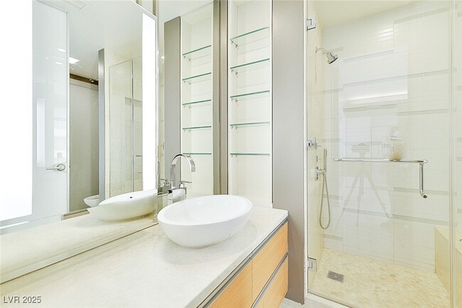 Building Photo - 3726 S Las Vegas Blvd Unit 504