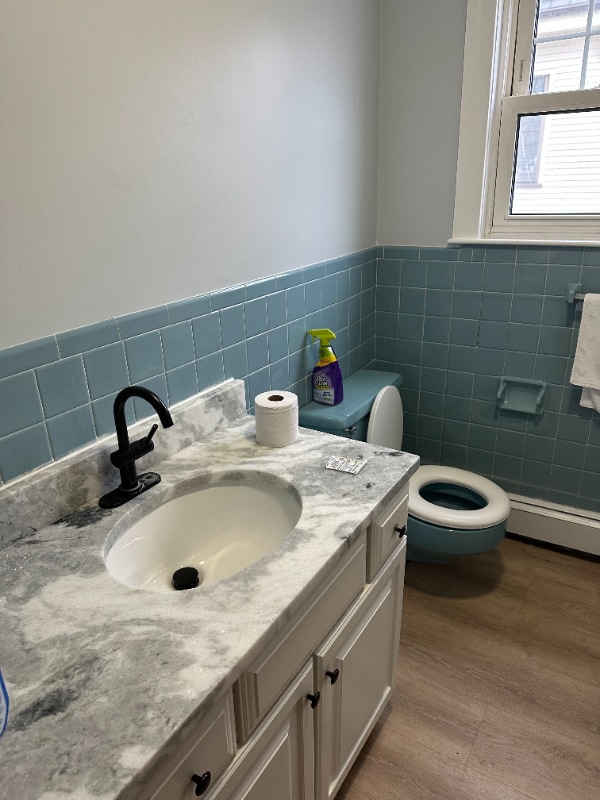 Photo - 633 Moody St