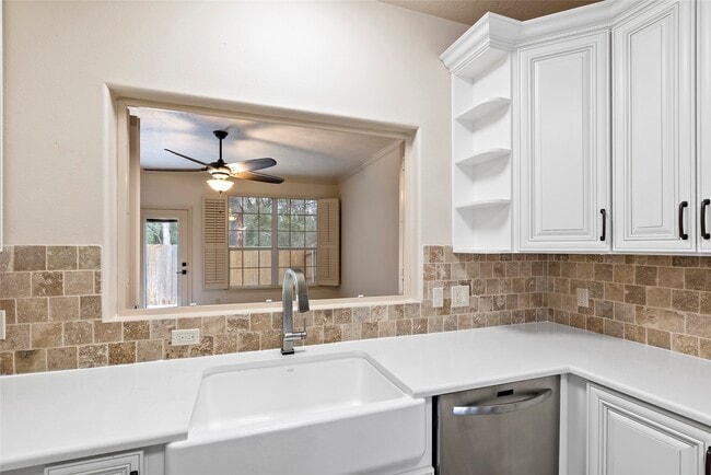 Photo - 1615 Culture Ln