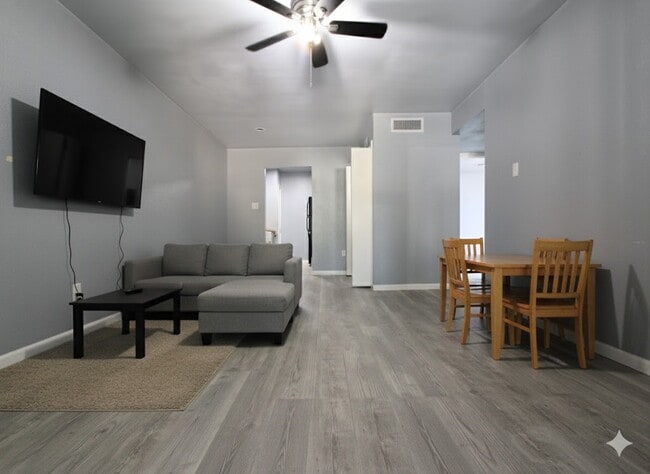 Photo - 260 El Dorado Blvd