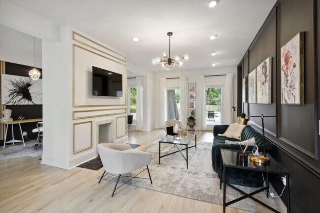 Photo - 1720 Flagler Ave NE